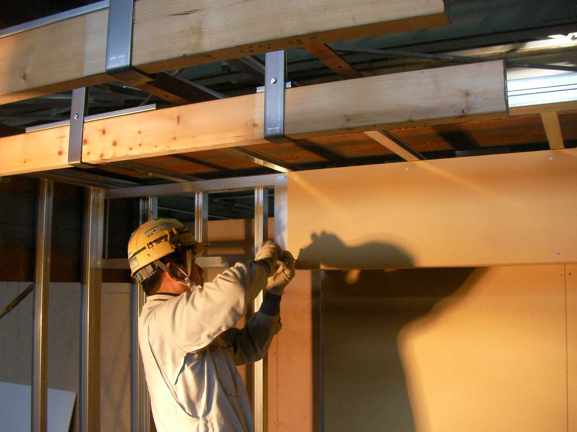 日建製造の施工風景